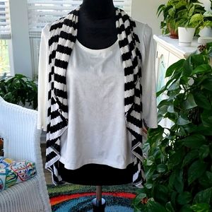 💥Ivory Top & Matching Cover Up - Size M